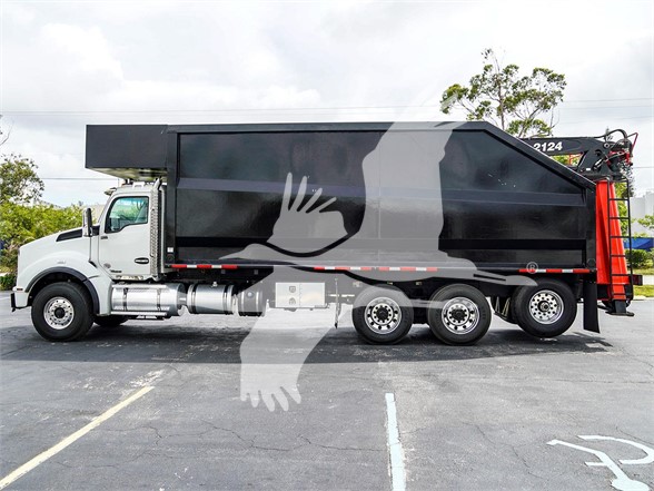 2020 T880 KENWORTH - image 4 of 6