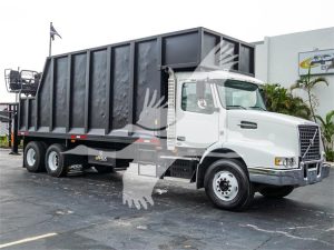 2009 VOLVO VHD104B200 9009585365