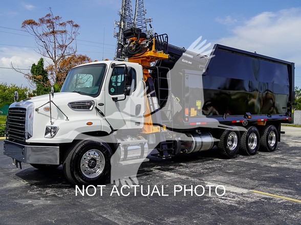 2025 114SD FREIGHTLINER - image 3 of 6